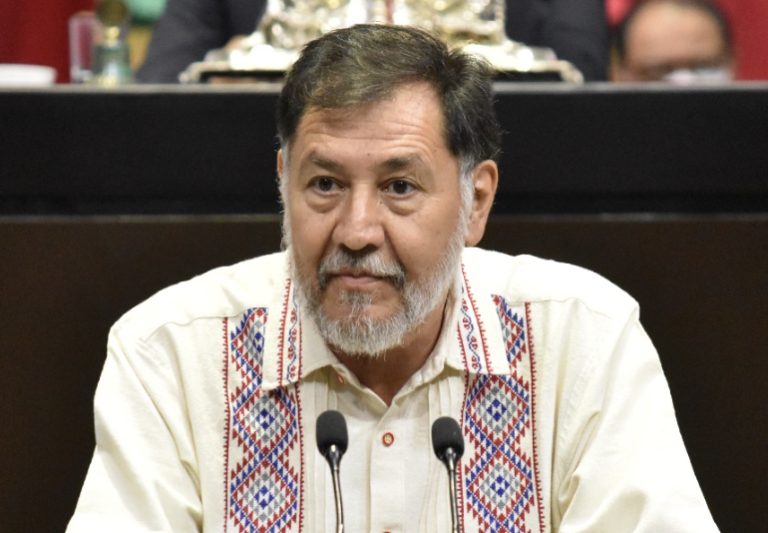 Avión privado que trasladó a Noroña por Coahuila está registrado en un fideicomiso de EU y no puede operar como taxi aéreo como afirmó el Senador