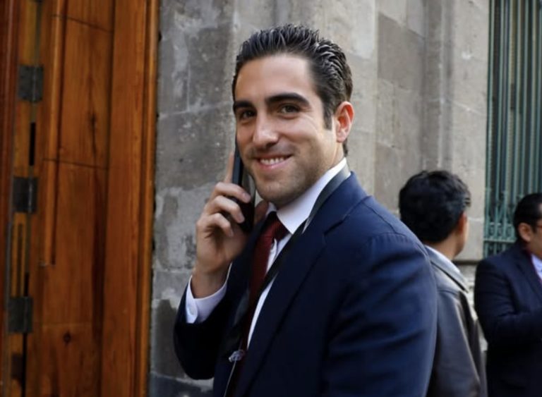 Senador de morena asegura que ya le regresaron al “pueblo” las playas y el mar: “legislamos para devolverle al pueblo lo que es suyo”, dice