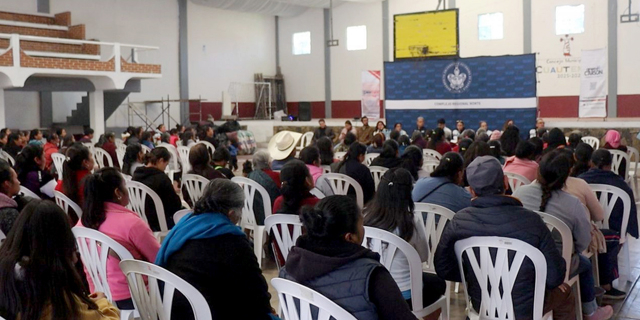 “Reciclar para abrigar”: La BUAP y Green Carson transforman plástico en solidaridad