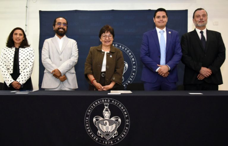 Preside Rectora Lilia Cedillo informe de labores en la Facultad de Artes Plásticas y Audiovisuales