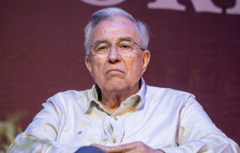 Morenistas respaldan a Rocha Moya durante Congreso Nacional: “¡Rocha, amigo, Sinaloa está contigo!”, dicen