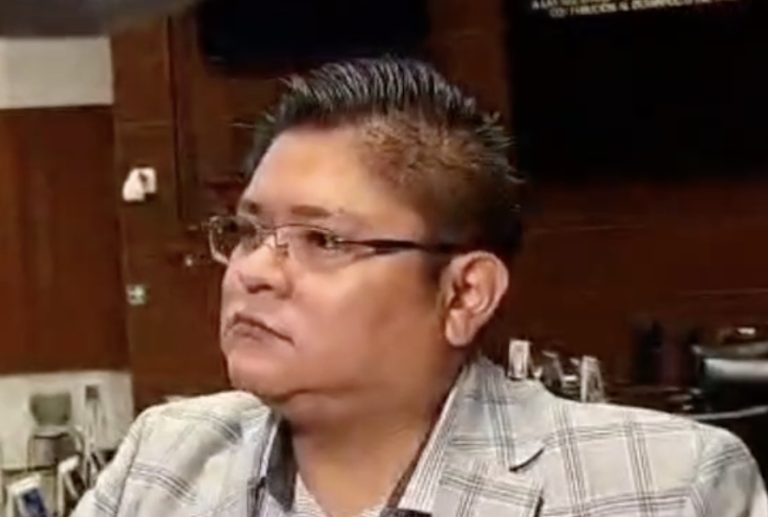 Gibrán Ramírez señala que licencia de Andy López es para tener fuero ante señalamientos judiciales