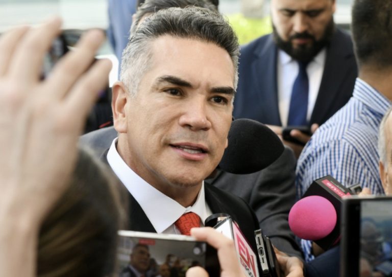 Ligas de Villarreal y Durazo con el narco se han señalado desde hace tiempo, sostiene Alito