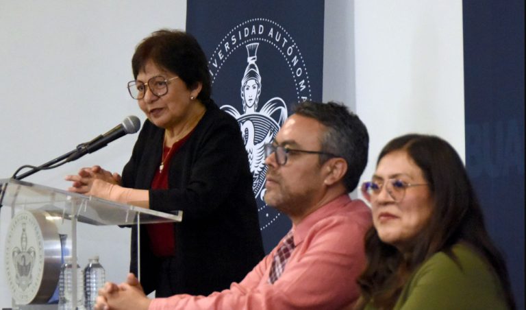 Son una generación que promoverá un cambio: Rectora Lilia Cedillo