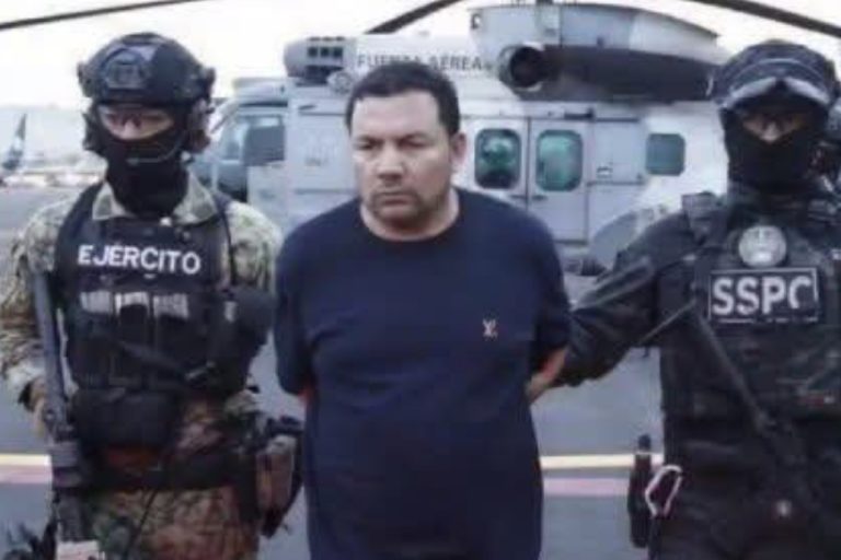 Morena rechaza que el R1 autor intelectual del asesinato de Carlos Manzo sea militante de Morena   