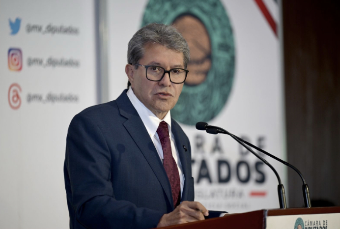 Monreal pide a Sheinbaum frente a EU