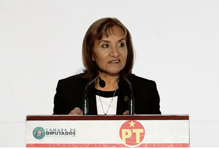 PT exhibe presunto vínculo de alcalde morenista de Oaxaca con red de robo de vehículos