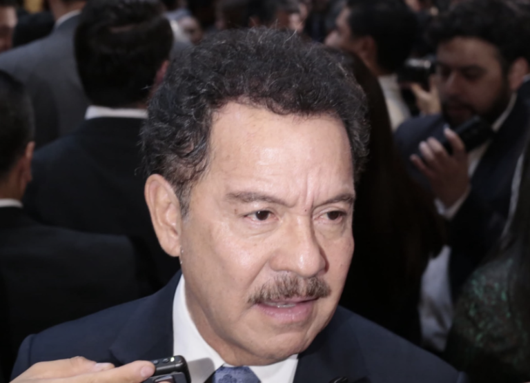 Mier justifica reforma para prohibir doble nacionalidad de políticos que busquen cargo ejecutivo: “permitirá que respondan sólo a los intereses de México”