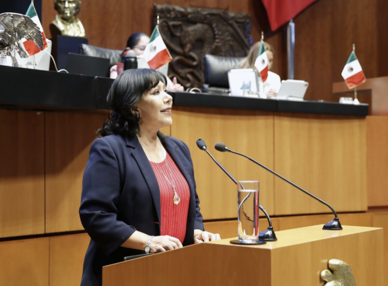 Anabell Ávalos escala al senado la crisis de despojos de tierras de cultivo