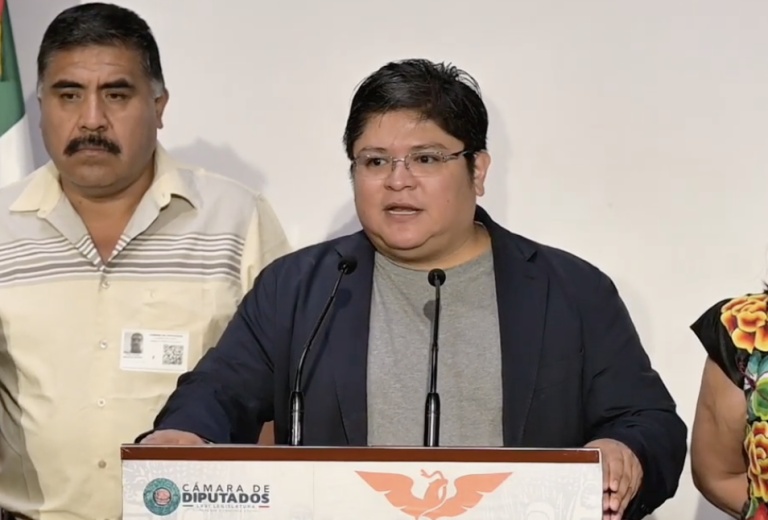 Gibrán Ramírez pide desaparición de poderes en Oaxaca ante crisis de violencia