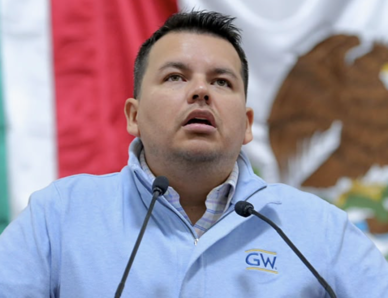Diputado migrante advierte consecuencias legales en EU de senadores de morena con doble nacionalidad