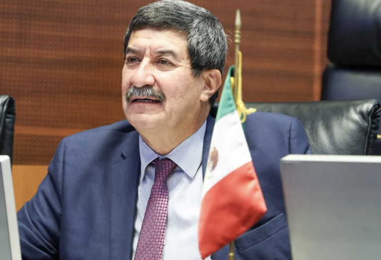 Corral rechaza que ley anti memes sea para sancionar como delito la crítica política: “el delito es usar la identidad gráfica con el fin de engañar a la población” dice