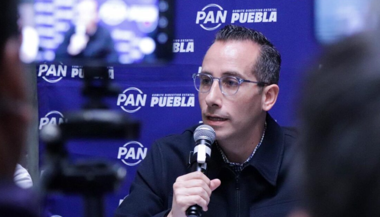 Celebra Riestra batazo del Tribunal Electoral al régimen por reducción de regidurías