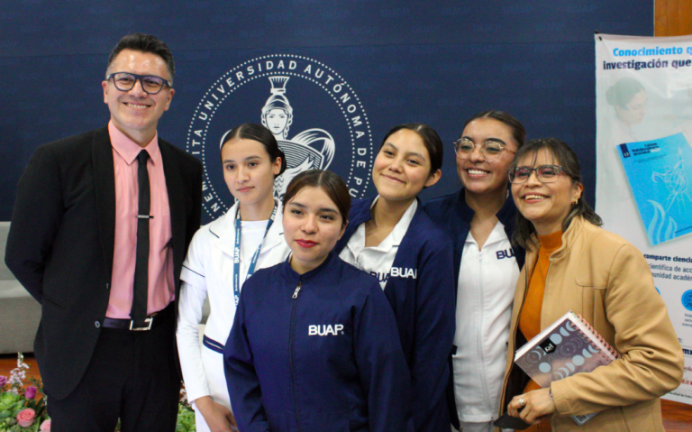 Presenta Facultad de Enfermería número 14 de revista “Cuidado Multidisciplinario de la Salud BUAP”
