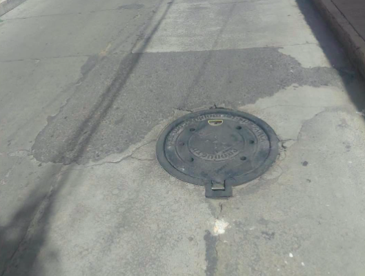 CAPAMH atendió el reporte sobre una tapa de alcantarilla ubicada en calle Guerrero Norte