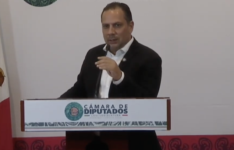 Morena llama a regular la IA “se han perdido muchos empleos”