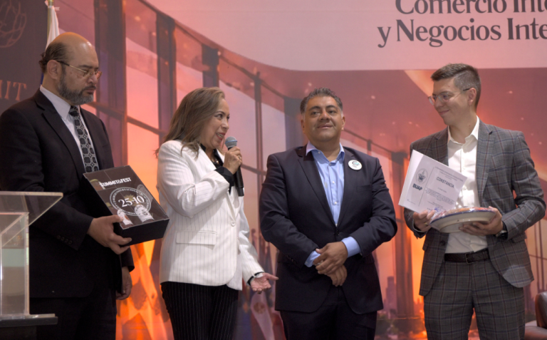 Realiza Facultad de Administración SUMMIT & FEST