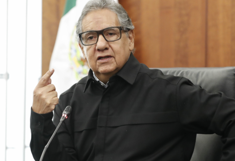 Higinio Martínez admite crisis de corrupción y llama a cruzada para evitar impunidad