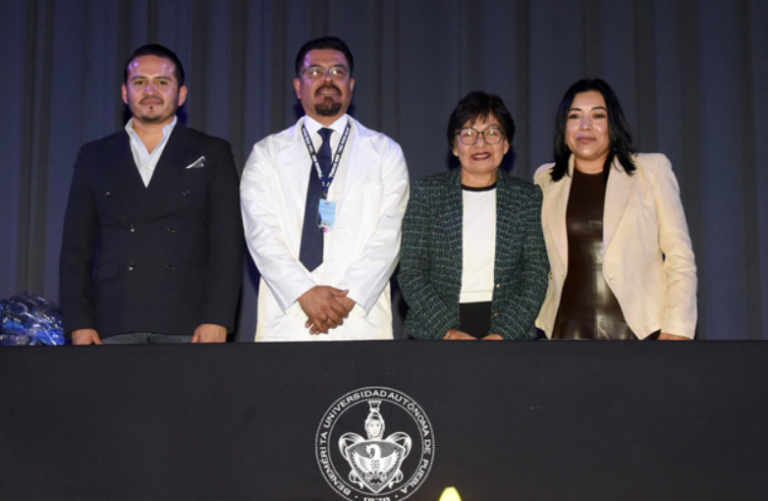 Reconoce Rectora Lilia Cedillo a médicas y médicos del Hospital Universitario de Puebla