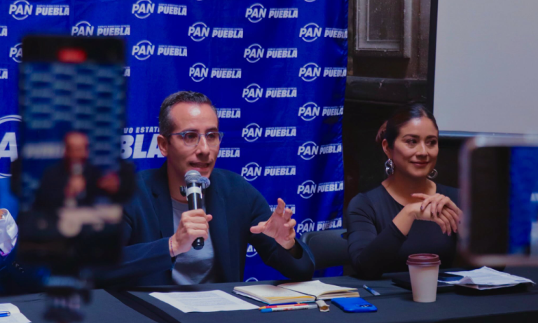 Riestra denuncia que alcalde morenista de Tehuacán acumula 198 mdp sin transparentar